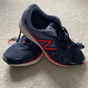 Women’s New Balance Vazee Pace shoes